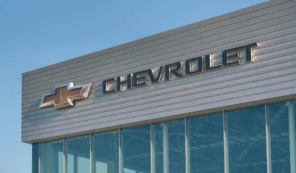 Shop Chevy Silverado, Equinox, and More at an Omaha Dealer