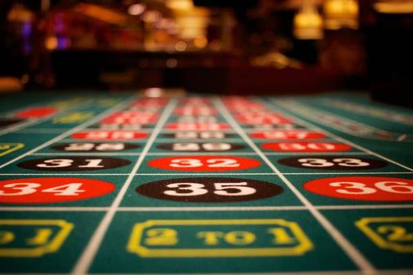 Discover Poker Table Action through the best online casino sites Singapore for Players