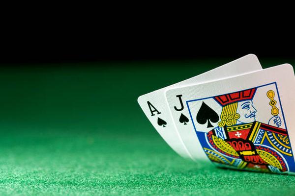 Discover Classic Blackjack and Live Baccarat Entertainment with คาสิโน ออนไลน์